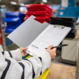 Carpeta con pinza y solapa, aluminio, A4, Vertical