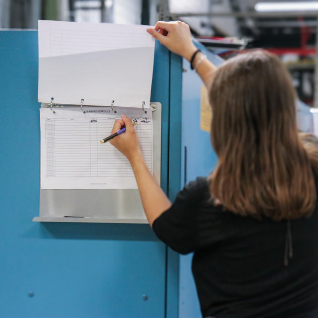 Archivador de 4 anillas magnético con repisa, aluminio, A4, horizontal