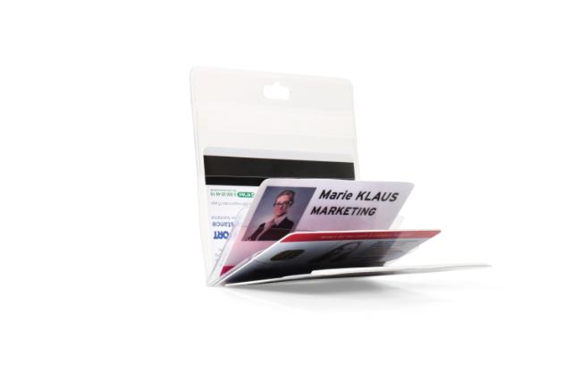 IDENTIFICADOR MULTIBADGE PARA 4 TARJETAS DE IDENTIFICACIÓN  - PLÁSTICO PVC - TRANSPARENTE