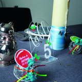 Placa para numeración de mesas redondeada en acrílico personalizable